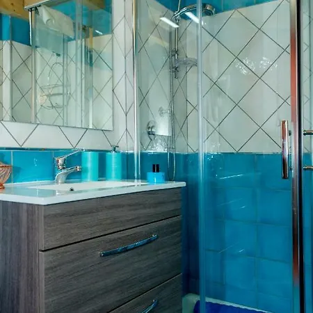 Borgo Marinella سابري
