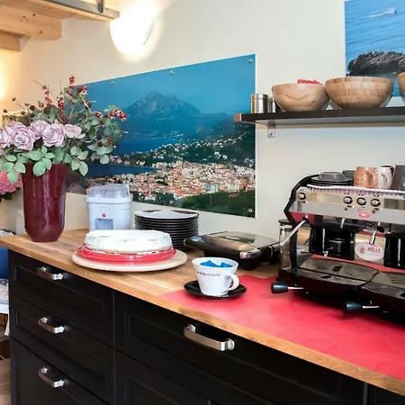 Borgo Marinella * 萨普里