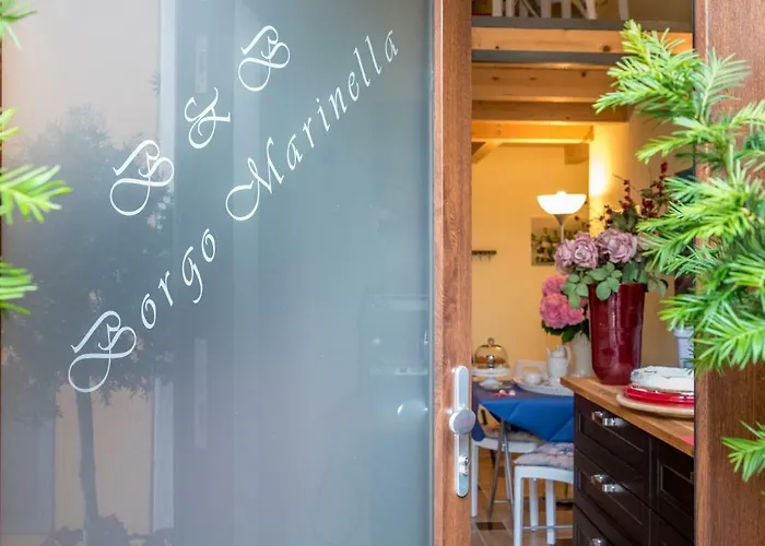 Alojamento de Acomodação e Pequeno-almoço Borgo Marinella
